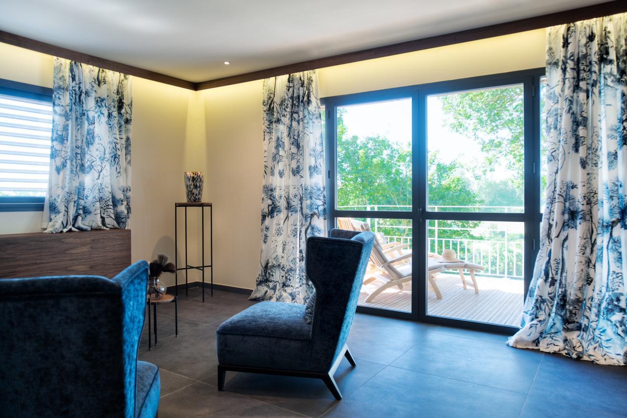 Chambres d'hôtes Domaine de Nazère Avezan Exterior foto